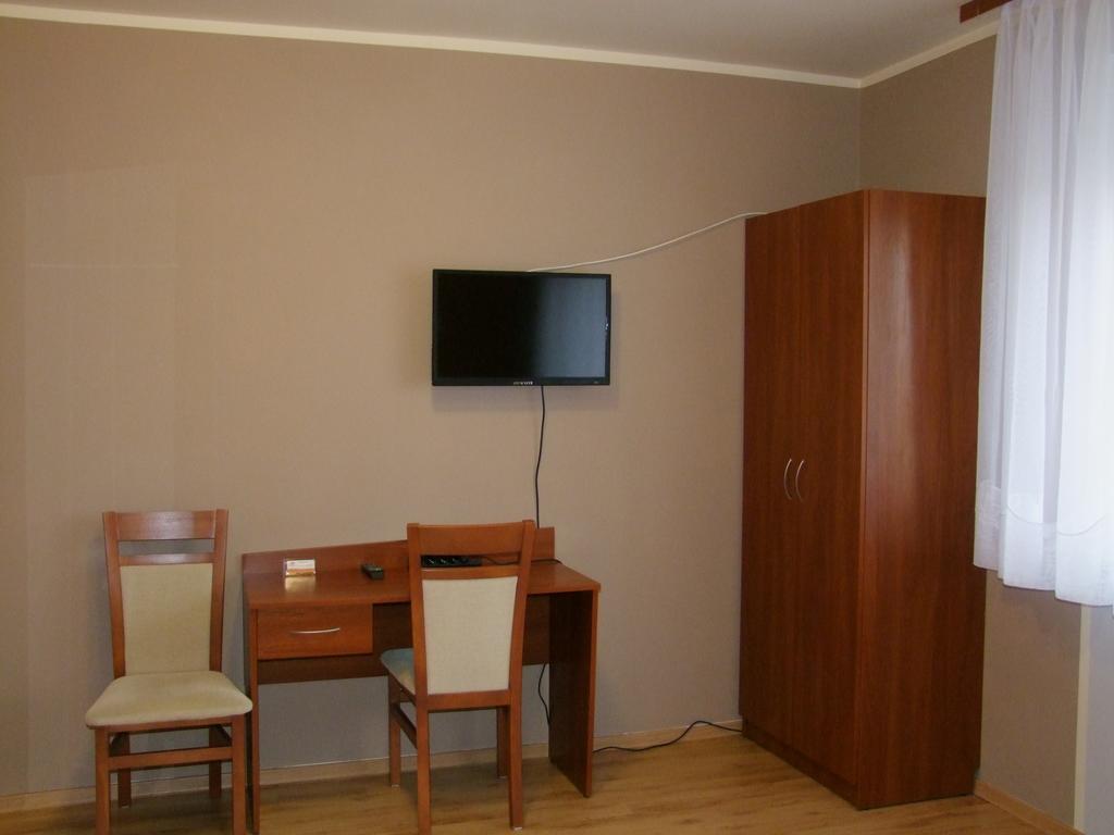Warnenczyka 85A Bezplatny Parking, Faktura, Prywatna Lazienka, Klimatyzacja Rzeszów Εξωτερικό φωτογραφία